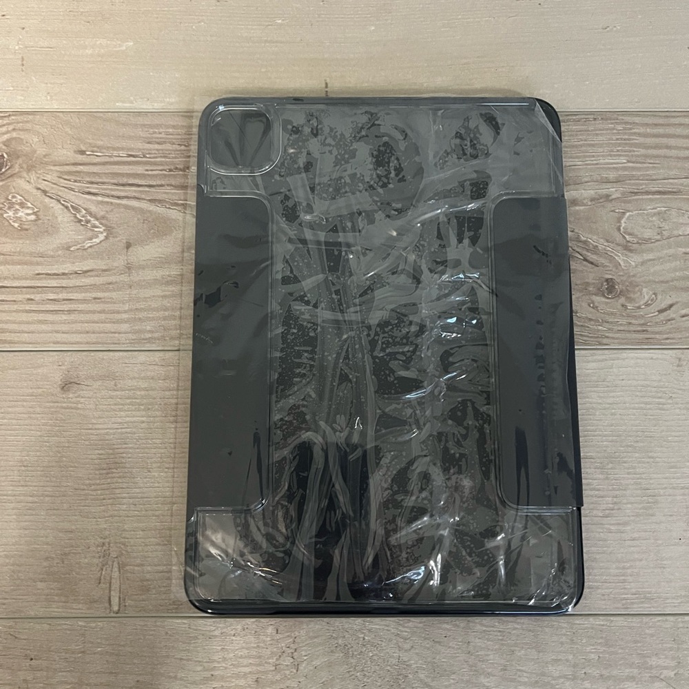 OtterBox iPad Pro 11 inch - Picture 4 of 5